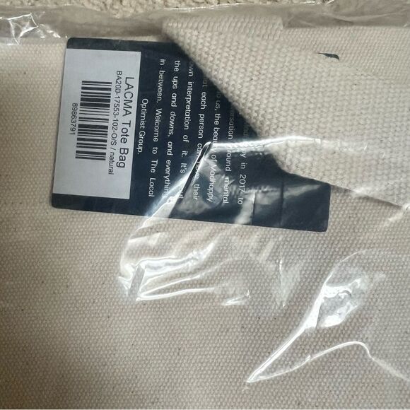 Madhappy LA Lacma Exclusive Wide Tote Bag Canvas in Natural NEW - Picture 3 of 5